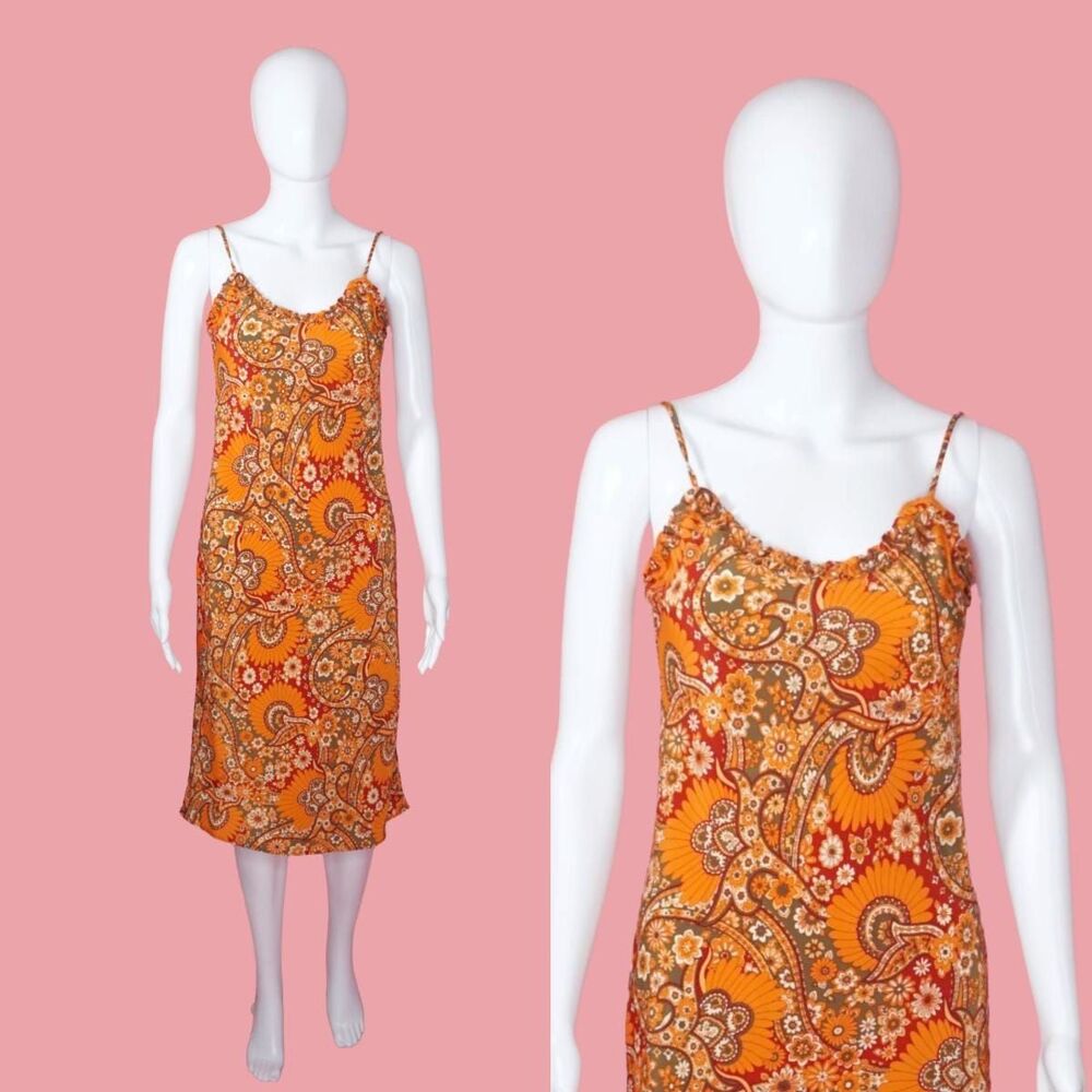 1990s-Y2K LUCE PAISLEY Floral Print Crimped Ruffle Neckline SLIP Dress. S-M